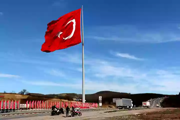 Gonder-Bayragi7