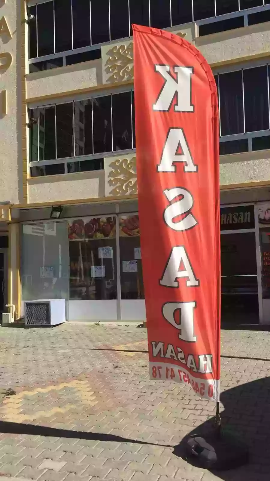 kurban-kesilir-olta-bayragi