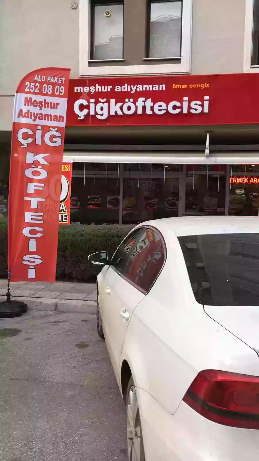 meshur-adiyaman-cigkoftecisi-olta-bayragi